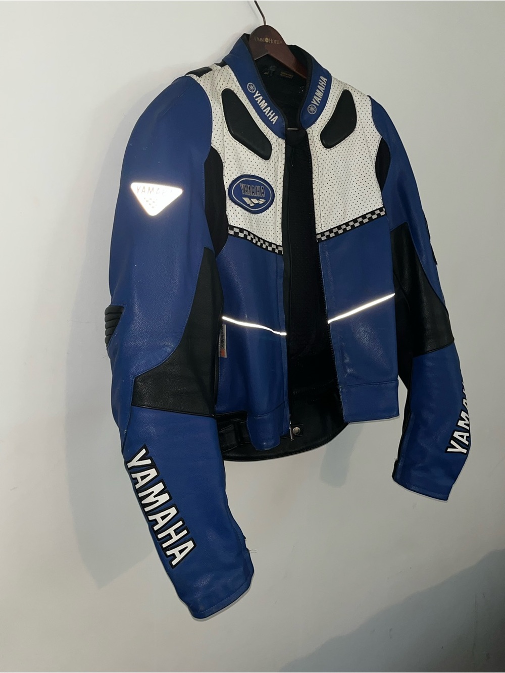 Yamaha Motorcycle/Racing Leather Jacket - Picture 3 of 9